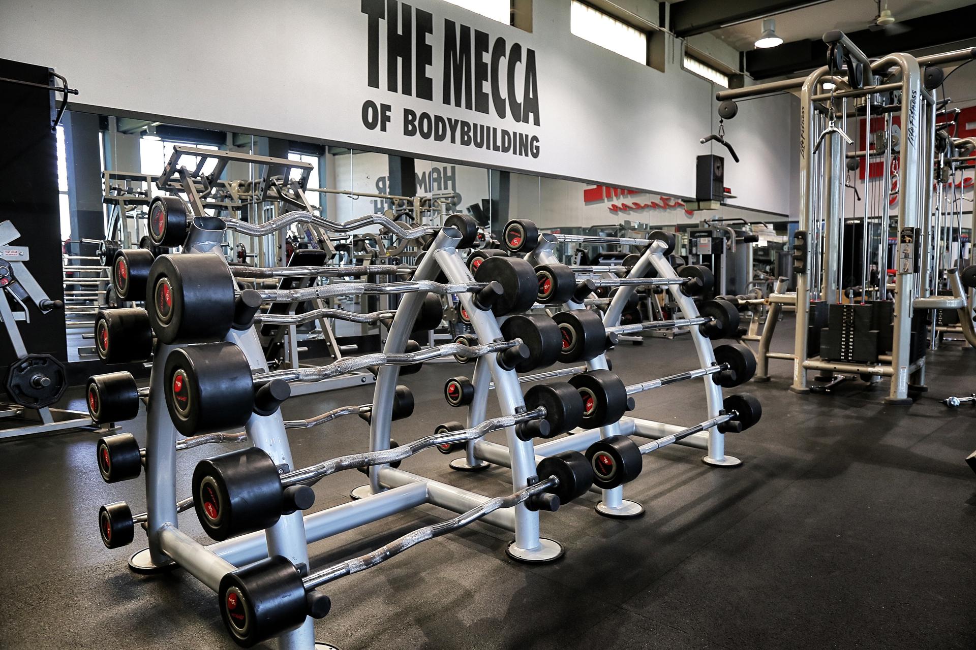 EXTREME FITNESS – The Mecca of Bodybuilding